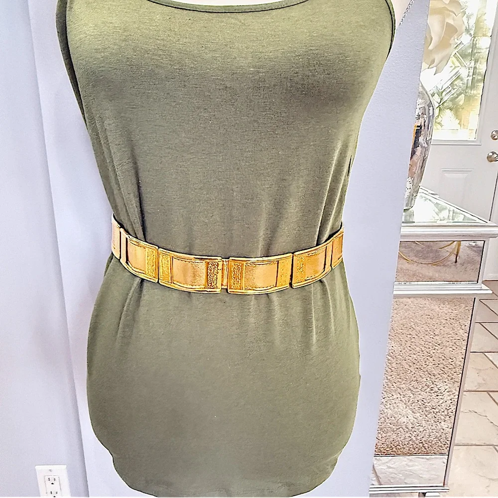 Vintage 1980s Gold Retro Back Clasp Disco Hippie Belt Size Small/Medium 32”L